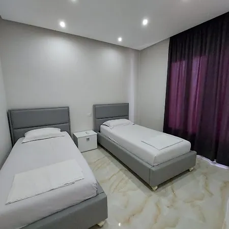 Kazazi Apartment *